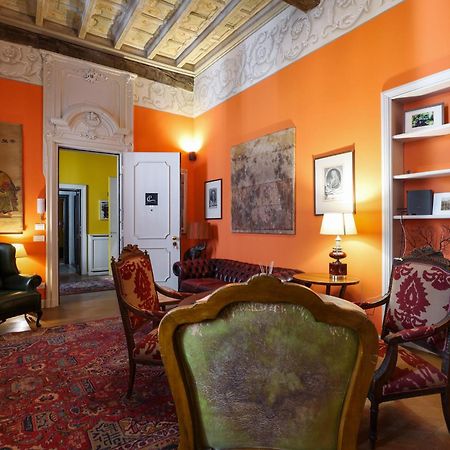 Prestige Boutique Aparthotel - Montenapoleone Milan Bagian luar foto