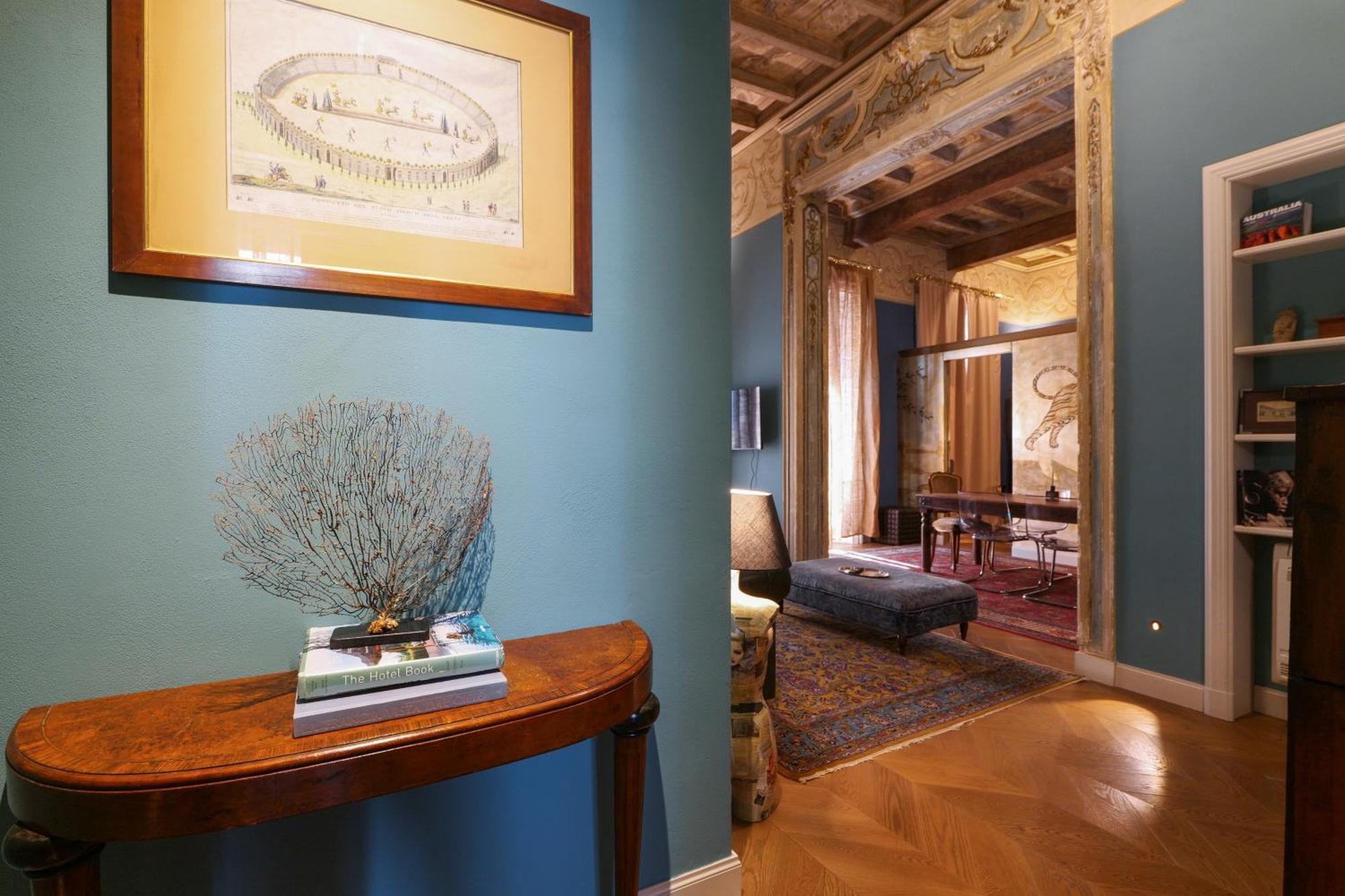Prestige Boutique Aparthotel - Montenapoleone Milan Bagian luar foto